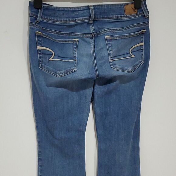 American Eagle 30x33 size 6 boot cut jeans - Picture 4 of 8